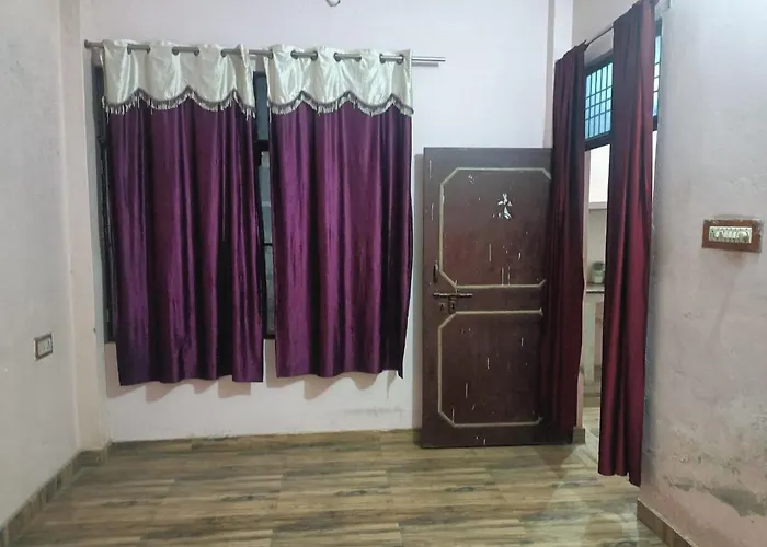 Varun Home Stay