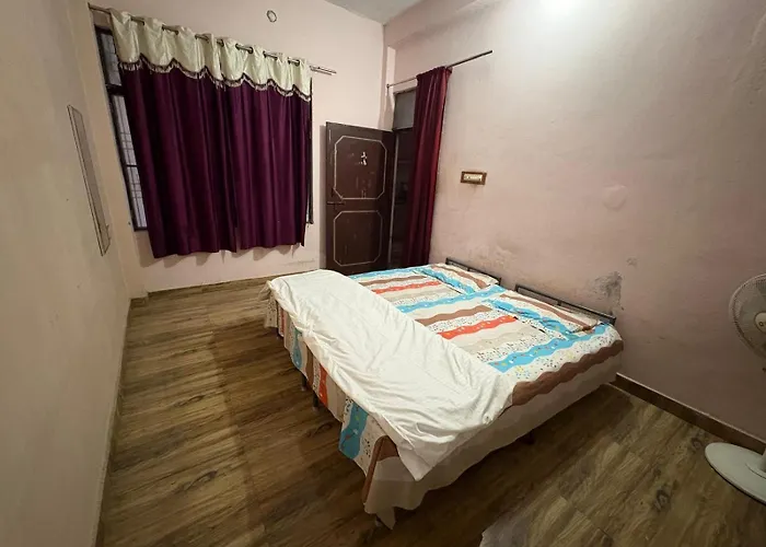 Varun Home Stay